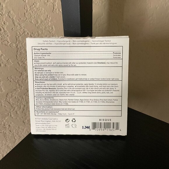 Jane Iredale PurePressed Base in Bisque - Picture 2 of 3